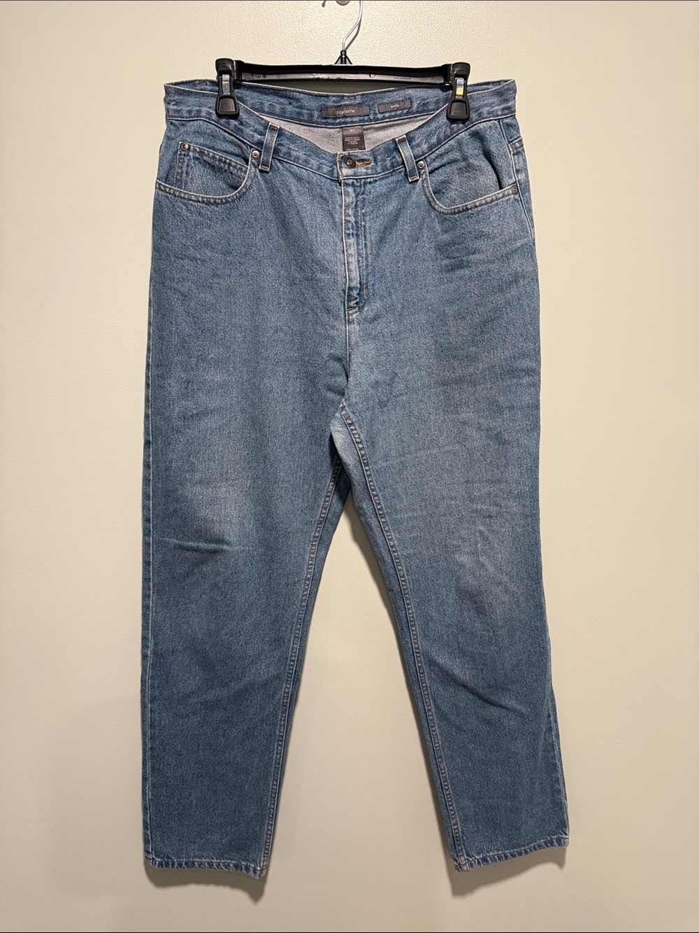 Liz Claiborne Classic Jean